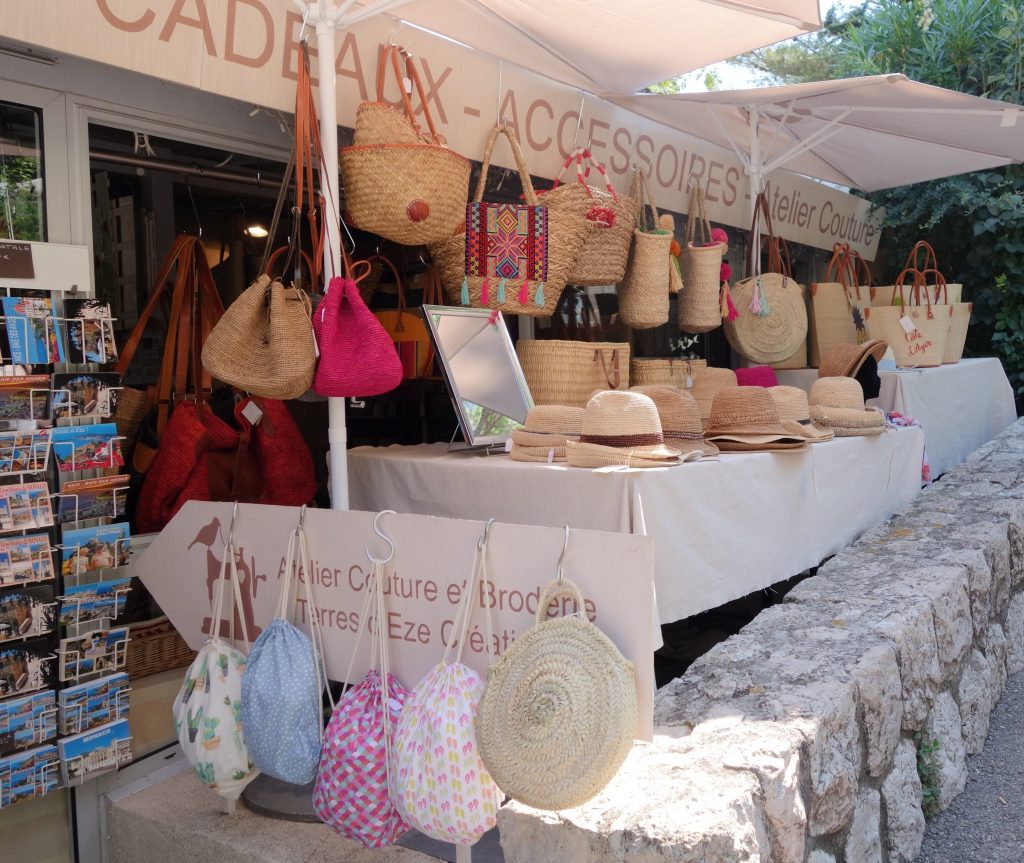 Small boutique in Èze