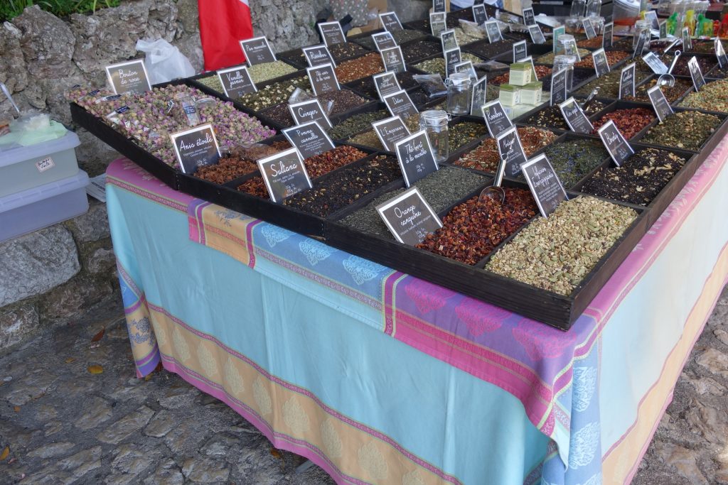 Spices sold in Èze