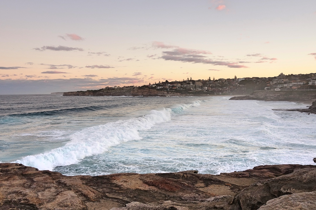 Beautiful sunset view from the Bondi-Coogee walk in Sydney.